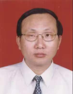 星空线上平台(集团)官方网站创新论坛第一千四百一十五讲：高性能铂合金纳米线燃料电池催化剂的研究