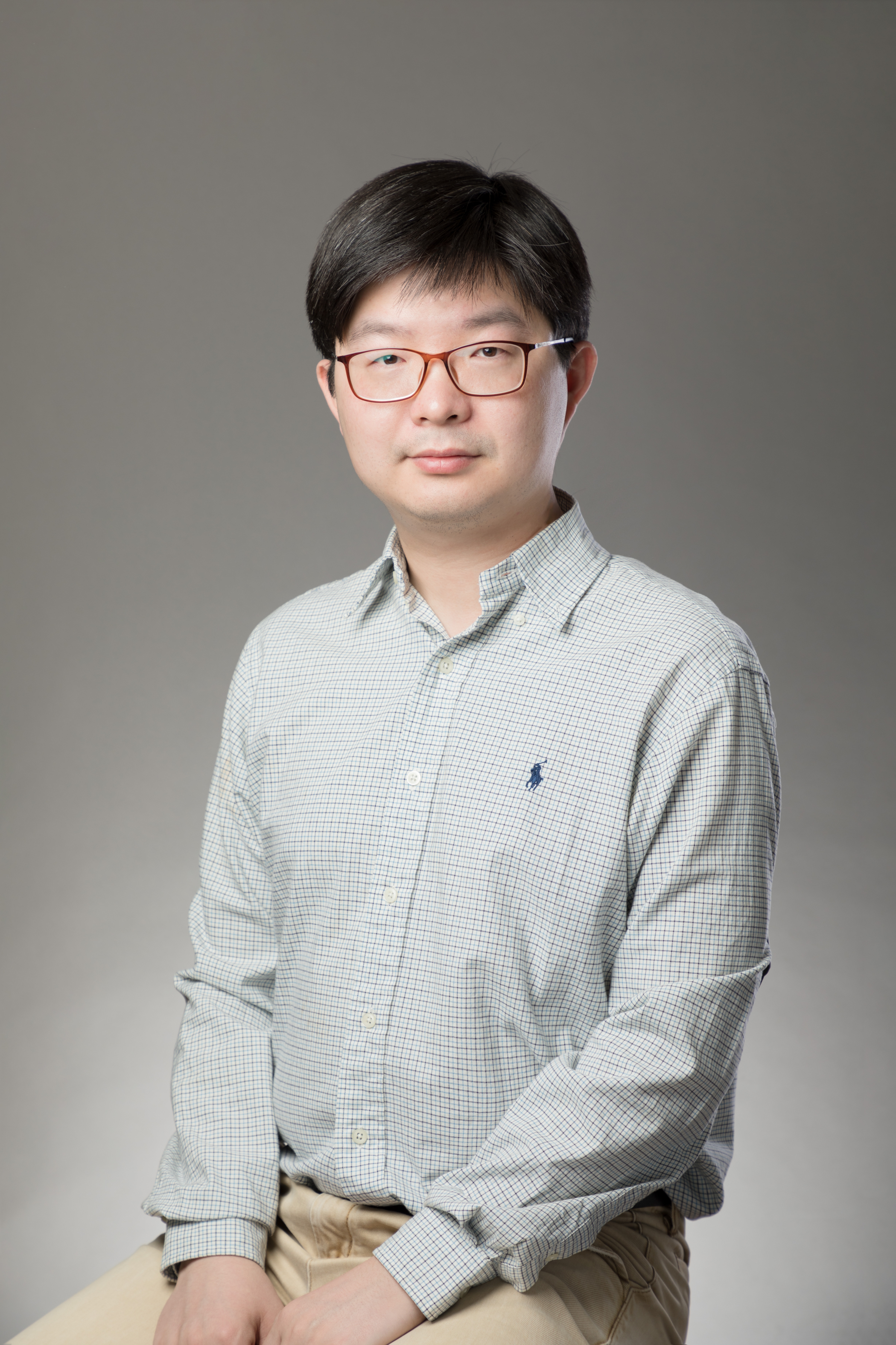 星空线上平台(集团)官方网站创新论坛第一千六百五十三讲：On the Painleve II hierarchy and  their applications